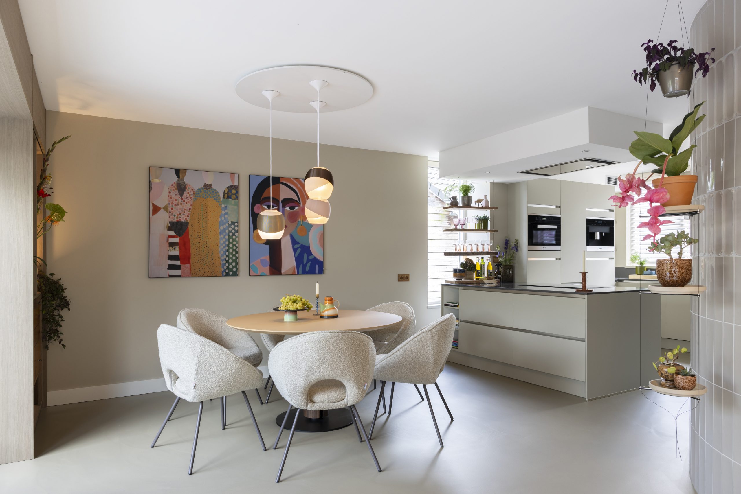 gietvloer - eetkamer - Aanhuis vtwonen S21 Terheijden