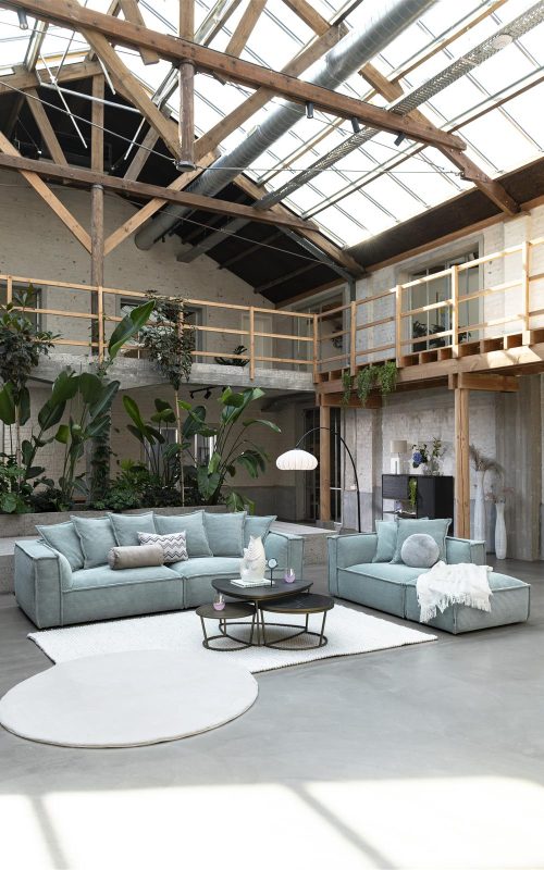 HEN_AMB_Bayonne_4-zits_1,5-zits_met_poef_city_staand_